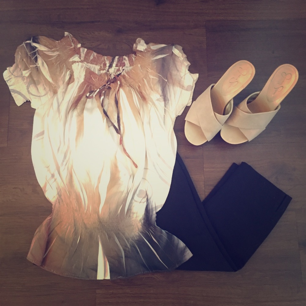 Silk pendulum blouse with tied front